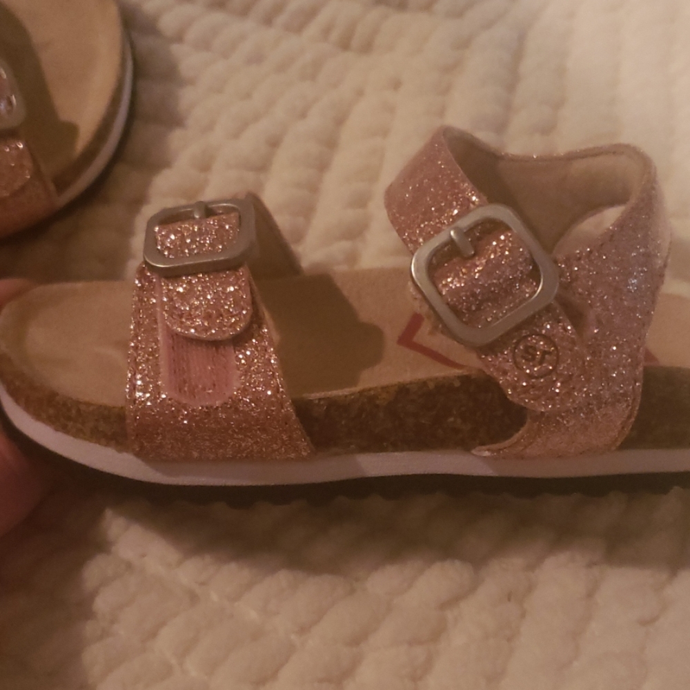 Sandals - Picture 3 of 3